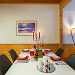 Kuukkeli Teerenpesue F 46 Saariselkä