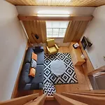 Kuukkeli Teerenpesue F 46 Hotel Saariselkä