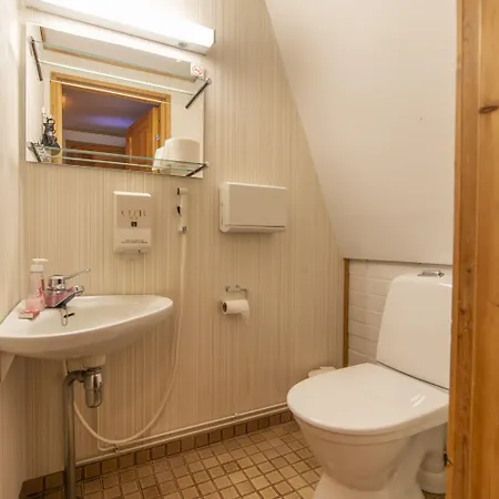 Kuukkeli Teerenpesue F 46 3* Saariselka